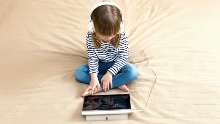 Menor-niño-tecnología