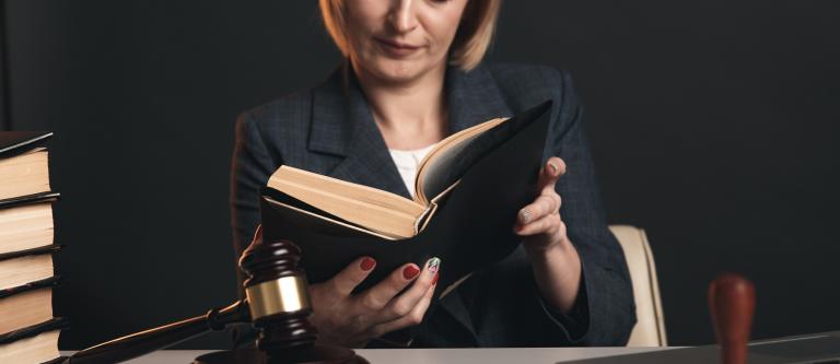 Jueza-abogada-legal