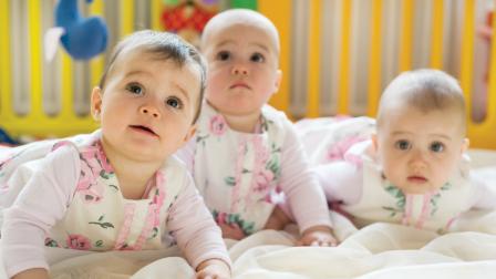 menores-hijos-parto múltiple