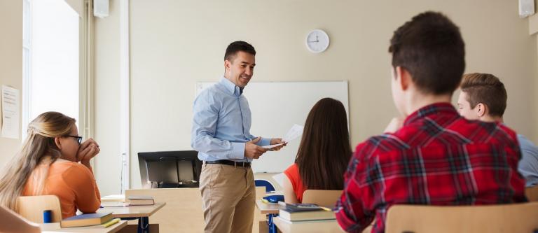 Profesor-educación