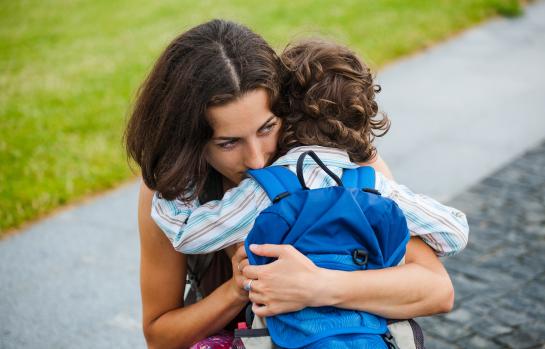 Madre con su hijo-separación-divorcio