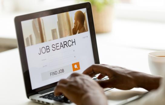 Búsqueda de empleo-desempleado