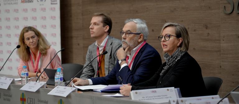 Paloma Aparicio,, Sebastian Hartmann, Juan Pujol, y Chantal Vermeire ELTA Legaltech
