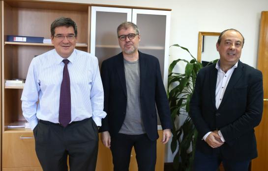 Reunión Escrivá y agentes sociales