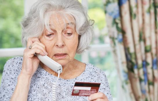 Estafa por solicitar amistad