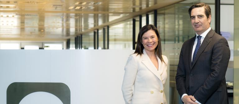 Pilar Menor y Jesús Zapata DLA Piper