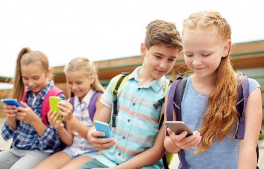 Prohibición uso del móvil en clase