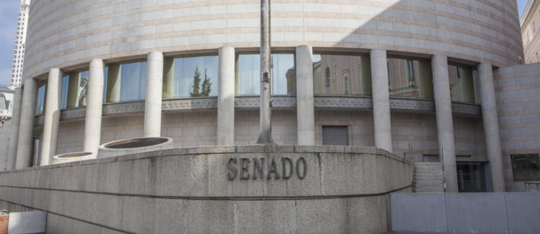 Senado y senda de deficit