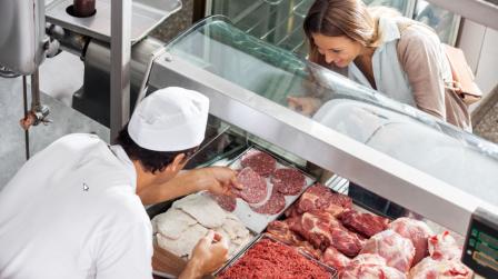 Distancia social en carnicería