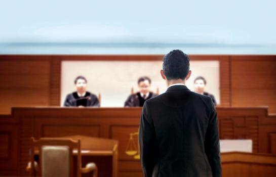 Suspensión de actuaciones judiciales