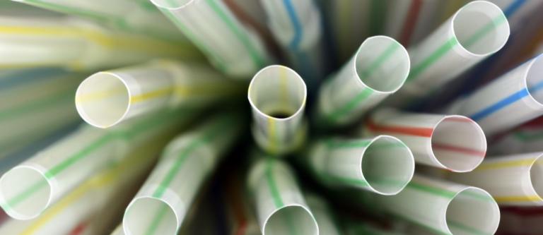 España regula los envases de plástico para potenciar la economía circular