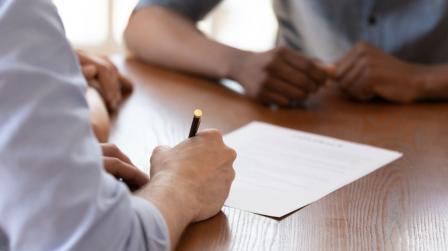 Necesidad de motivo para Registro