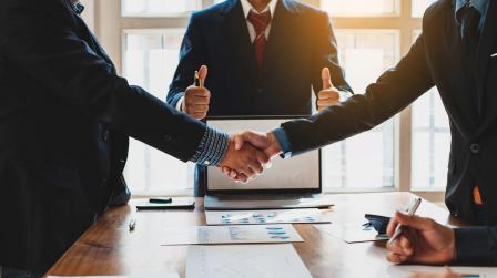 shutterstock_1828085321