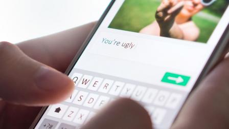 Condena por mandar whatsapp