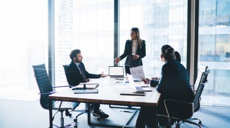 Despido de alto directivo