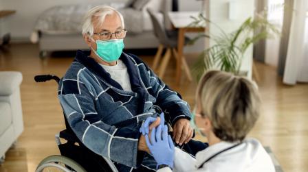 Trabajador residencia covid_imagen