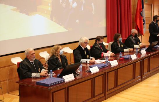 El decano del Colegio de Abogados de Málaga en su intervención