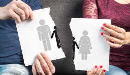 Break,Up,,Divorce,,Shared,Custody,Of,Children,And,Breaking,Family