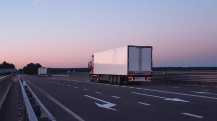 Transportista carretera autonomo-img