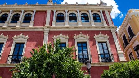Edificio publico de Sevilla_img