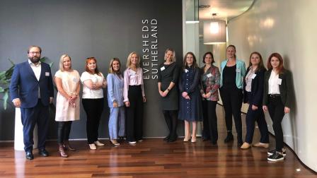 FotoGrupo_RRHH_EvershedsSutherland_img