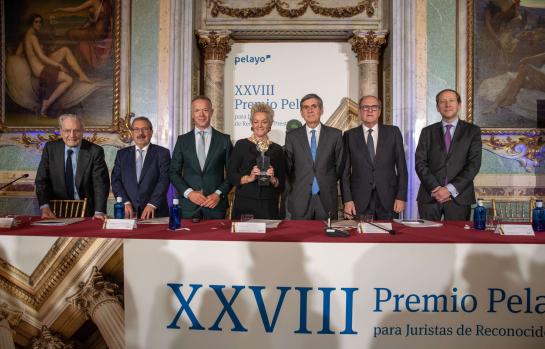 Premios Pelayo Maria Luisa Segoviano_img