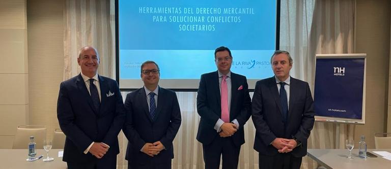(izquierda a derecha) Álvaro Martínez Pena, Juan Antonio Frago, Ignacio de la Riva y Félix Pastor