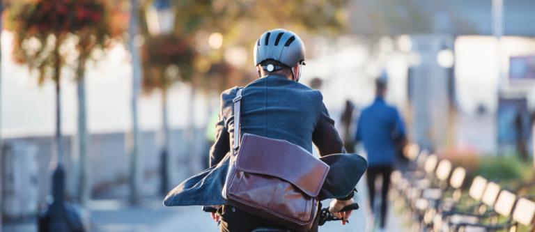 Descarbonizacion y normativa para movilidad sostenible_img
