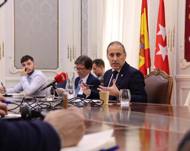 Eugenio Ribón, decano ICAM_img