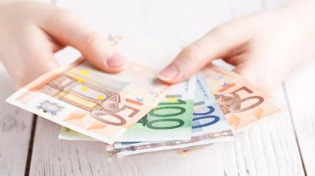 AEAT y deduccion por maternidad_img