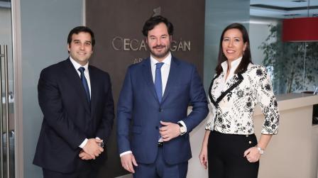 CECA MAGAN Abogados_Esteban Ceca_Almudena Medina y Miguel Lobón_IMG