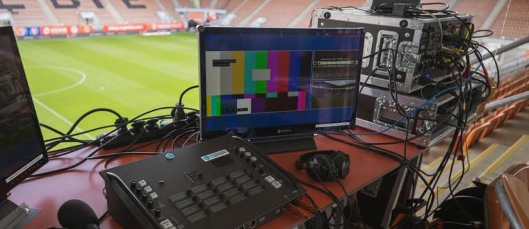 Derecho de informacion desde los estadios de futbol_img