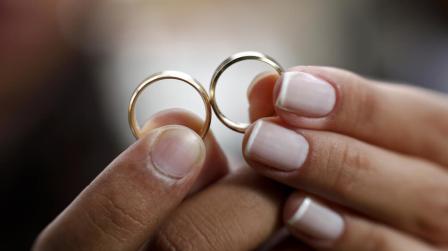 Firma de matrimonio ante notario_img