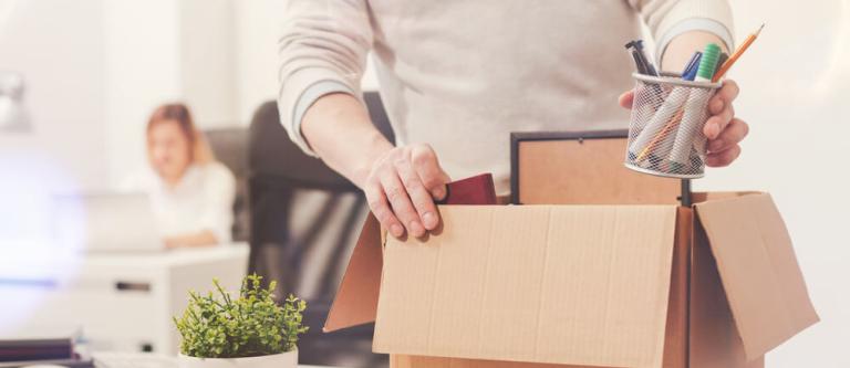 Trabajador desplazado despedido e IRPF_img