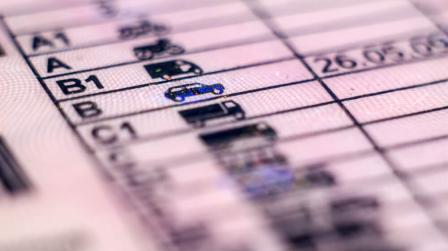 Permiso de conducir y delito de falsedad_img