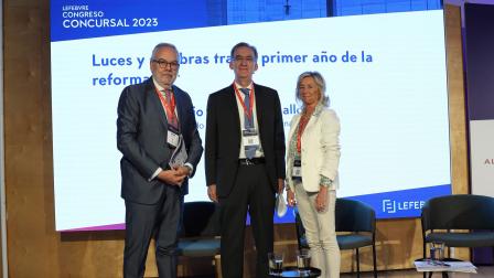 De izq a dcha Juan Pujol, Ignacio Sancho Gargallo y María Enciso