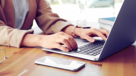 Plaza para funcionaria con discapacidad_img