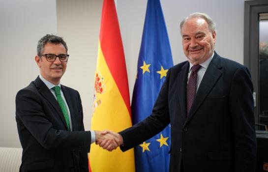 Bolaños y presidente procuradores de España_img
