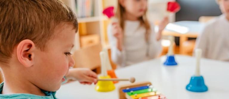 Gastos deducibles de guardería a madre trabajadora_img