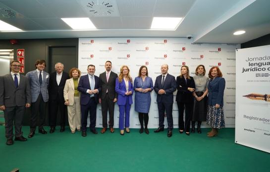 Foto grupal Jornada de lenguaje jurídico claro_img