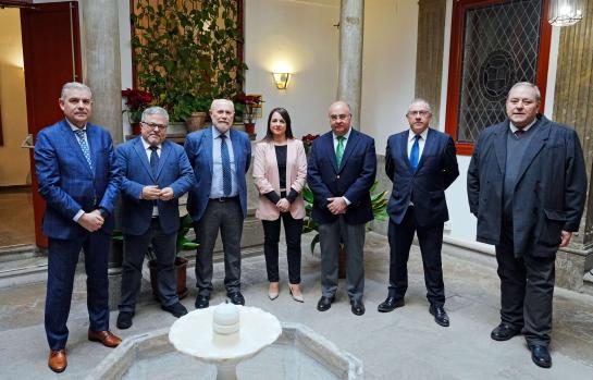 Grupo Derecho Militar de los abogados de Granada_img