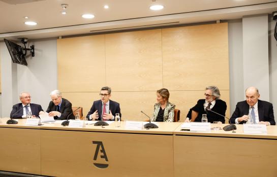 ACTO LEY DE DERECHO DE DEFENSA CGAE_img