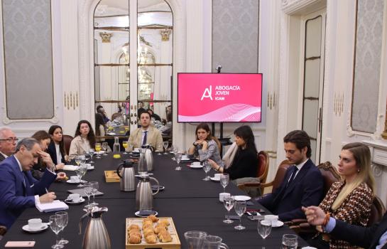 Presentacion-de-Abogacia-Joven-ICAM-en-la-sede-del-Colegio-de-la-Abogacia-de-Madrid_img