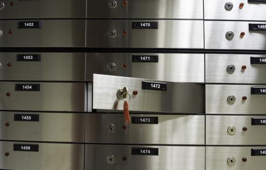 Derecho a la intimidad e inspeccion de caja de seguridad por la AEAT_img