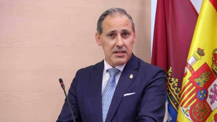 Eugenio Ribón, decano del ICAM__amparo_img