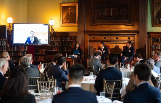 Pérez-LlorcaIE Chair NY_img