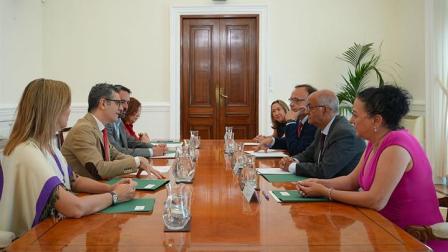 bolanos y consejo graduados-sociales espana_img