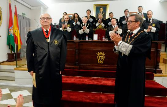 Colegiado de Honor Fernando Mir_img