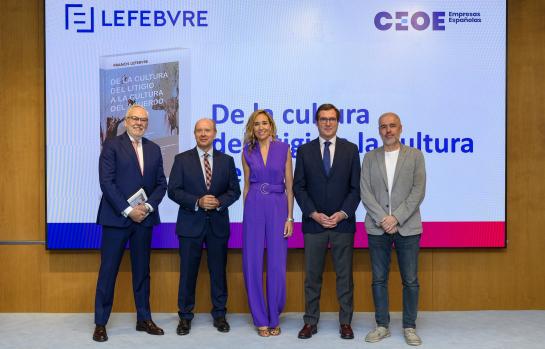 De izq. a dcha. Juan Pujol, Juan Carlos Campo, Marlen Estévez, Antonio Garamendi y Unai Sordo