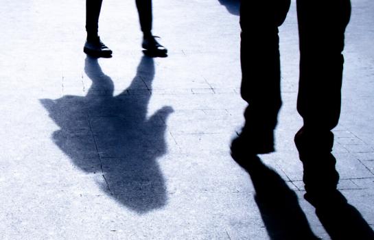 Condena por delito de acoso a vecina_img